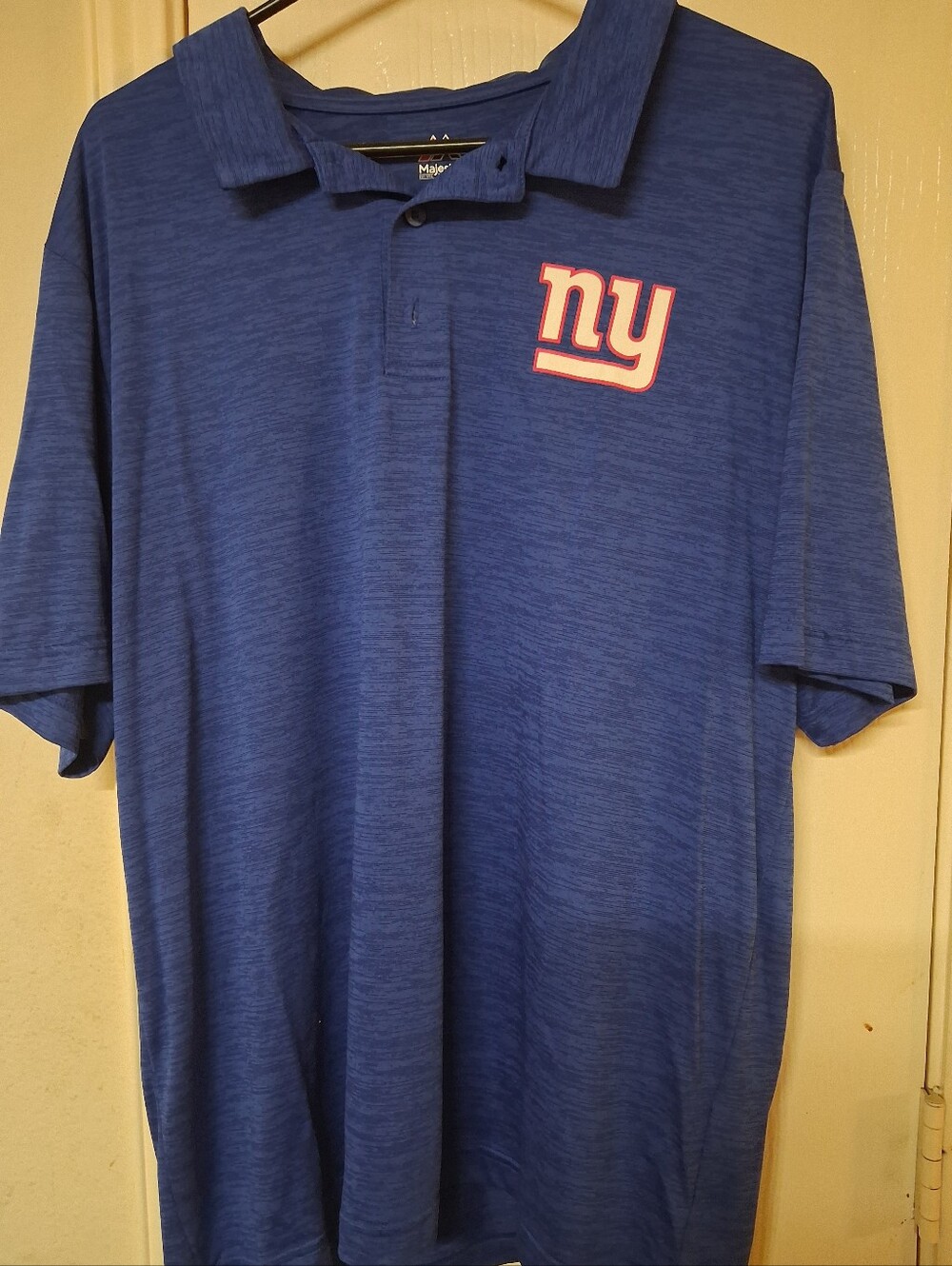 New York Giants Men's XL Majestic polo shirt. New without tags